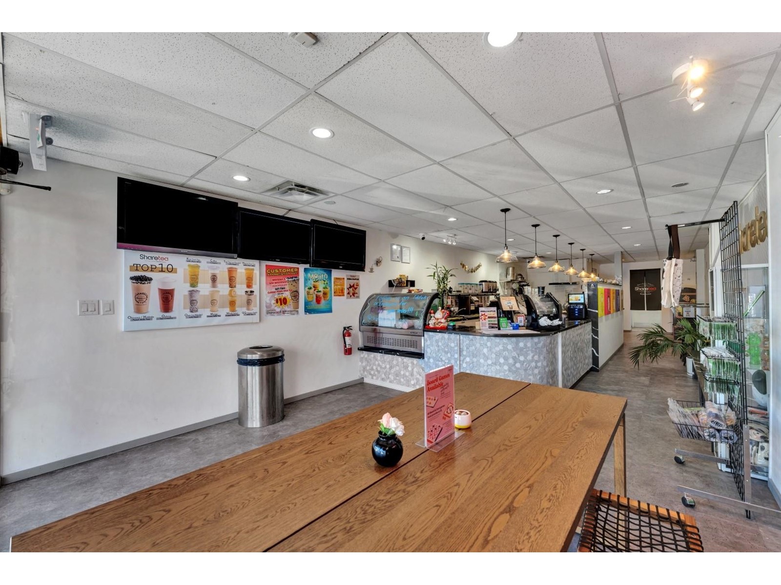 1618 152 Street Property Photo 3