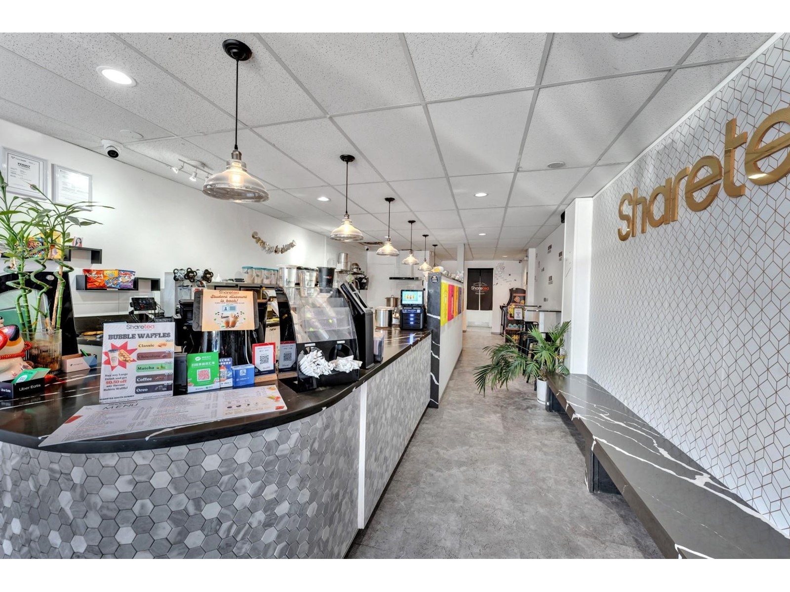 1618 152 Street Property Photo 5