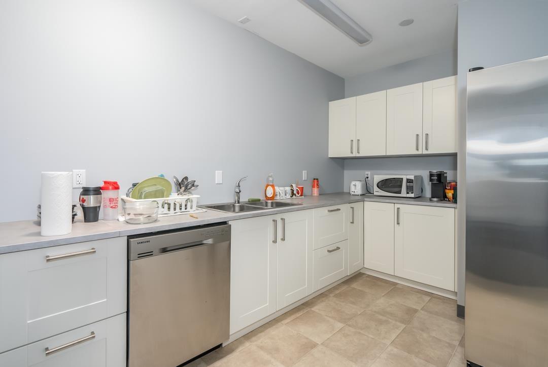 6967 Bridge Street Property Photo 13