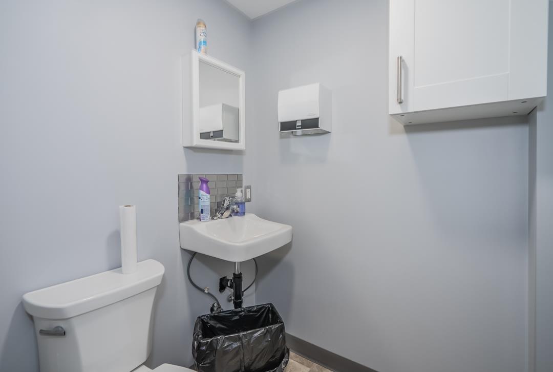 6967 Bridge Street Property Photo 14