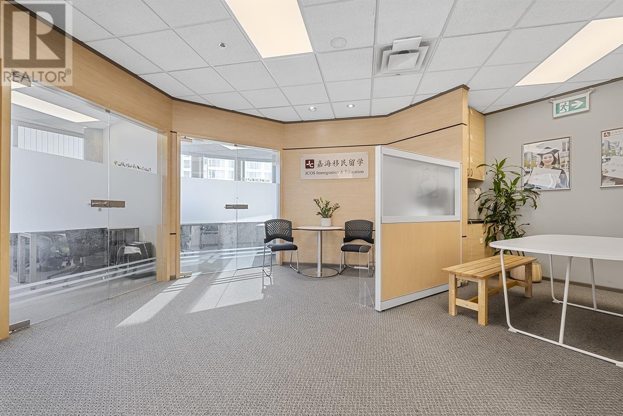 401 4538 Kingsway Property Photo 15