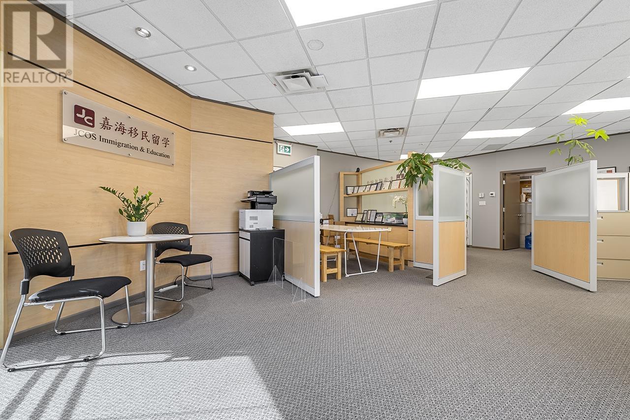 401 4538 Kingsway Property Photo 17