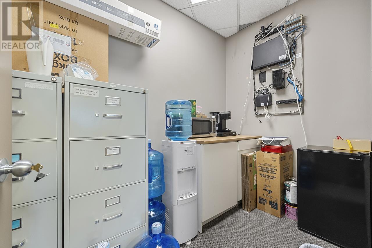 401 4538 Kingsway Property Photo 21