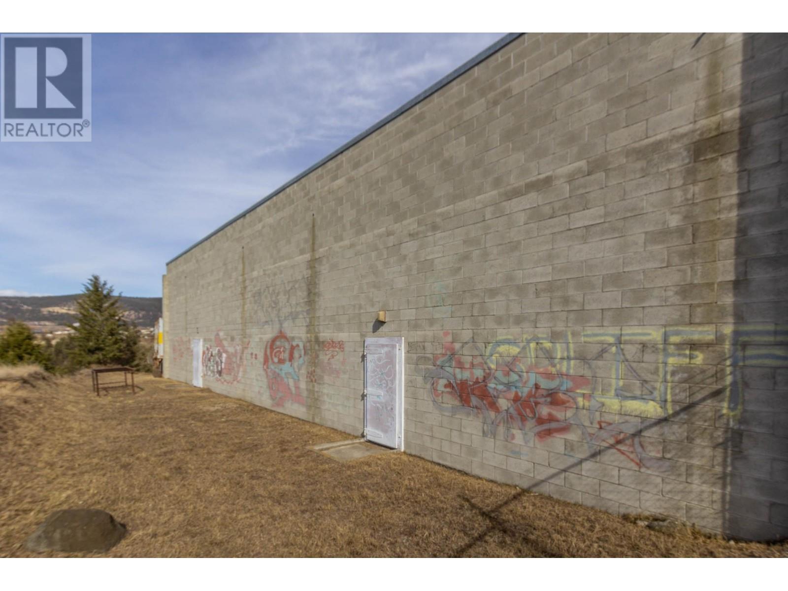 1115 Murray Drive Property Photo 10