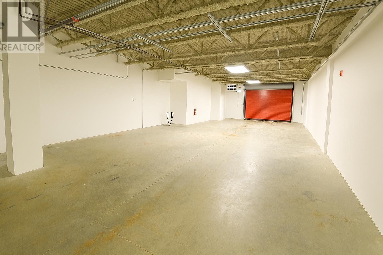 108 4899 Vanguard Road Property Photo 4