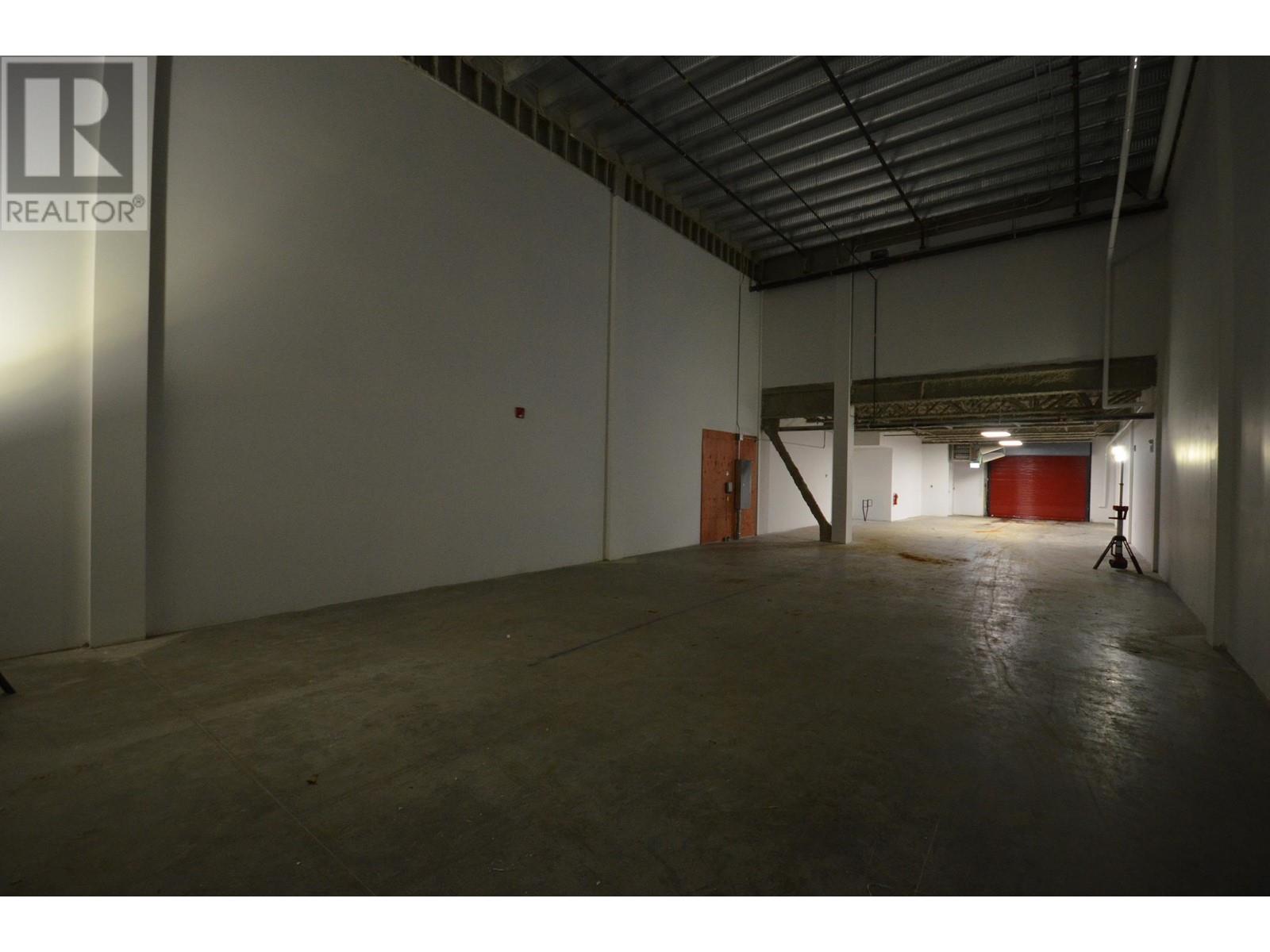 108 4899 Vanguard Road Property Photo 5