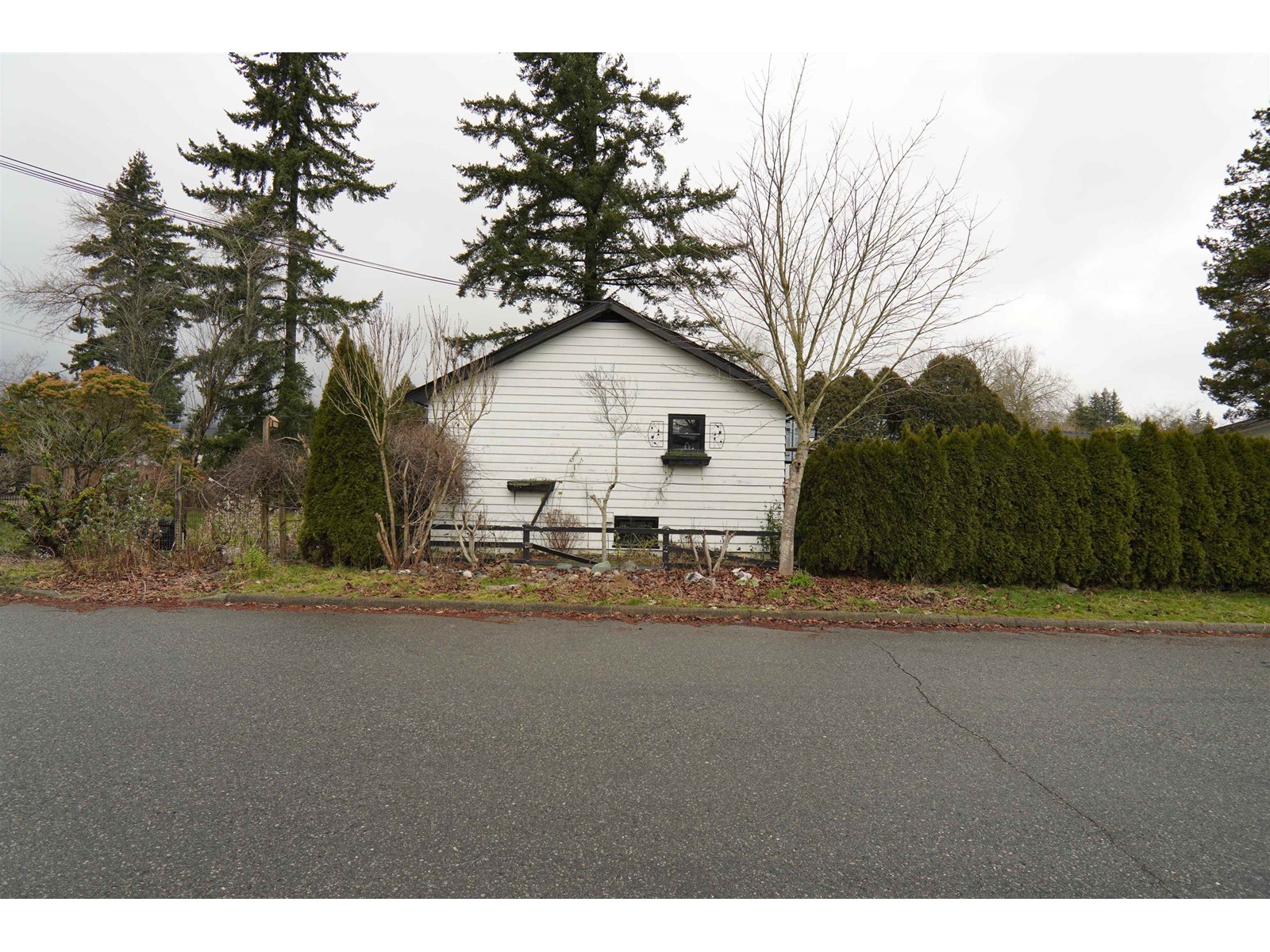 7428 Hurd Street Property Photo 3