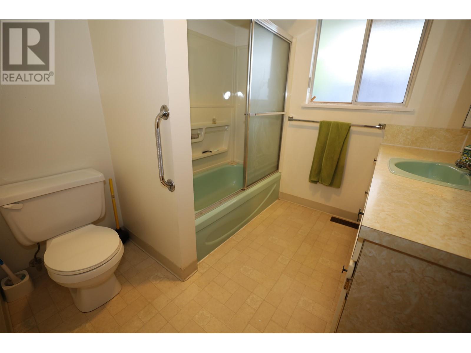 5690 Mermaid Street Property Photo 12