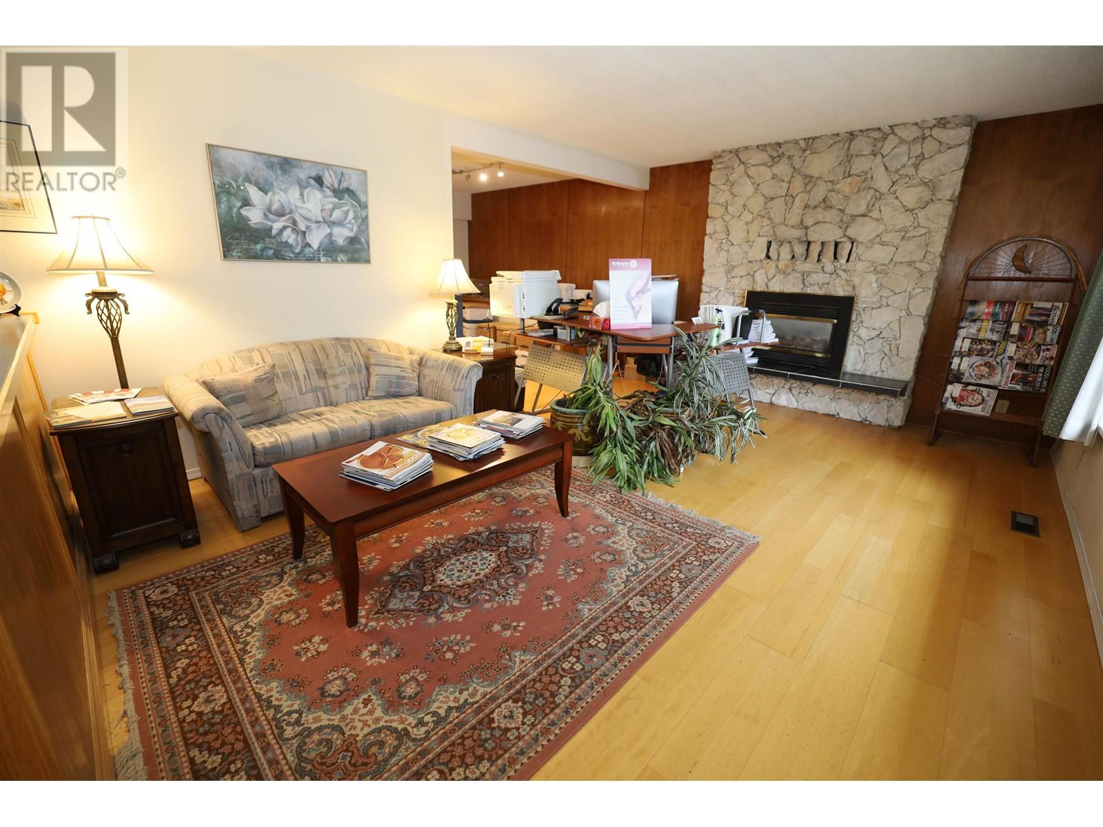 5690 Mermaid Street Property Photo 16