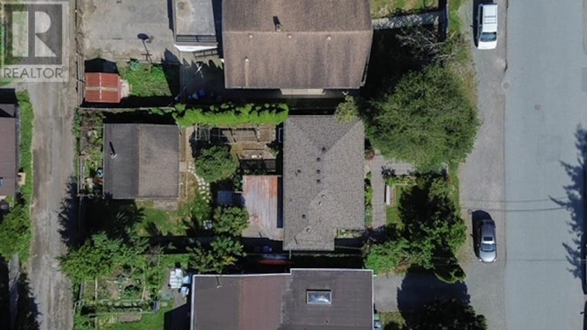 37963 Fourth Avenue Property Photo 4