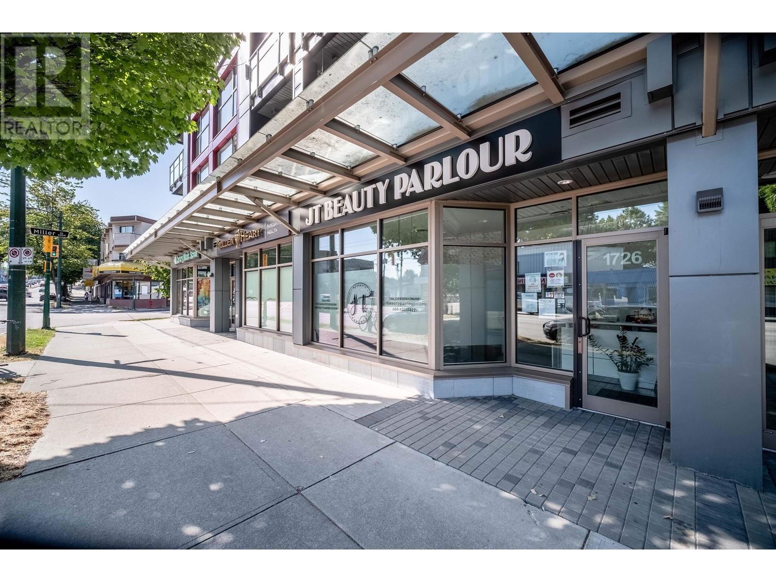1726 Kingsway Street Property Photo 2