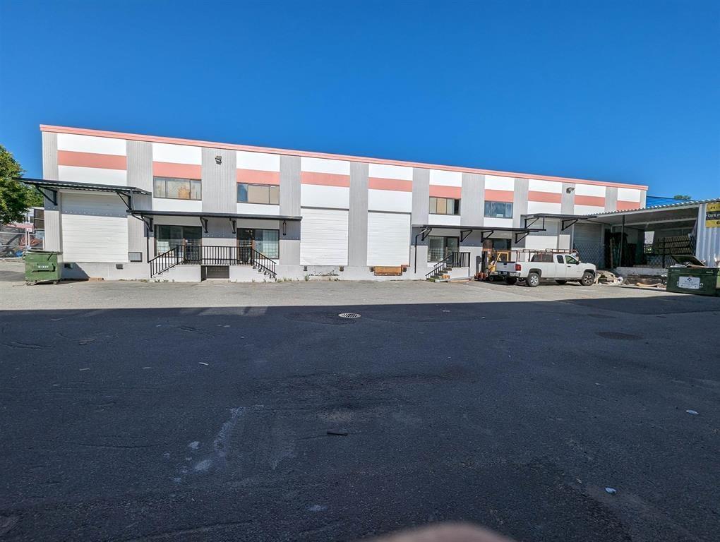 12335 83a Avenue Property Photo
