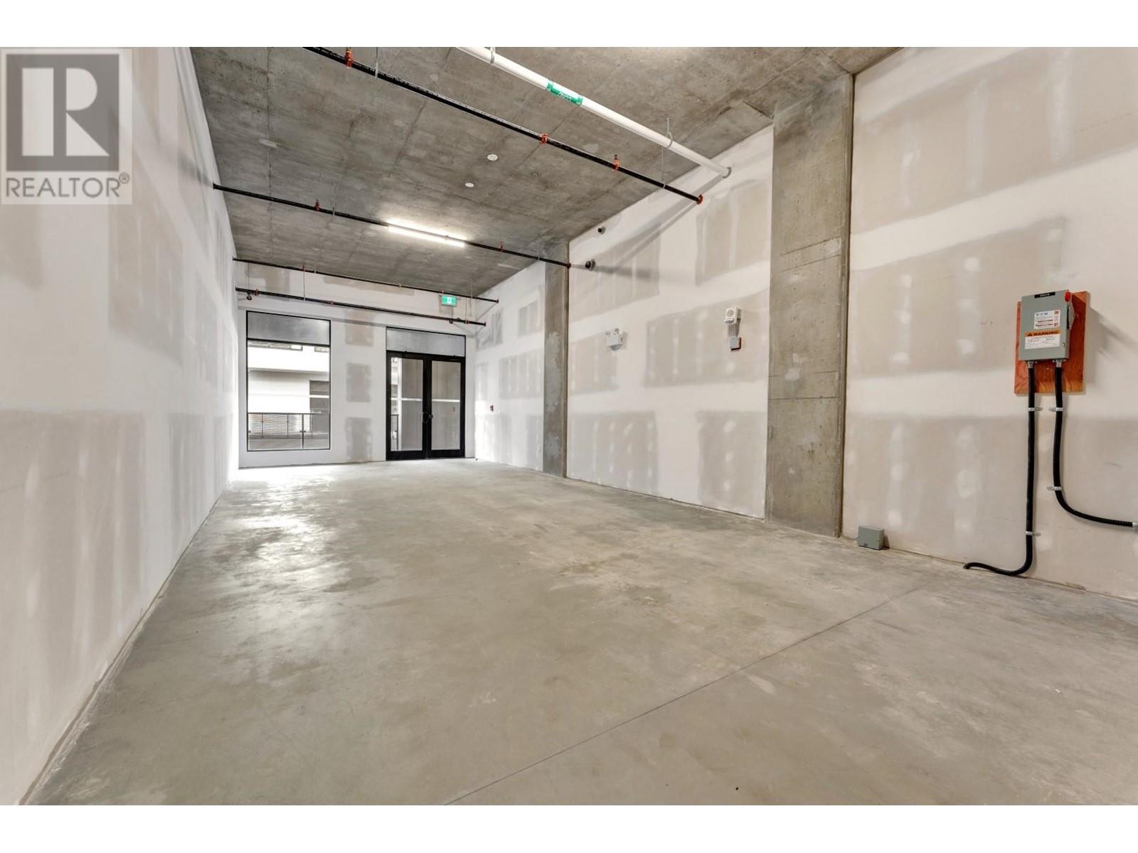 416 8188 Manitoba Street Property Photo 4