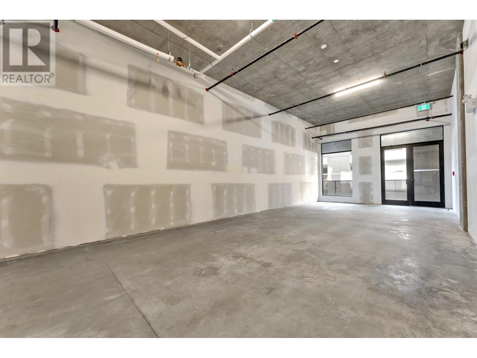 416 8188 Manitoba Street Property Photo 5
