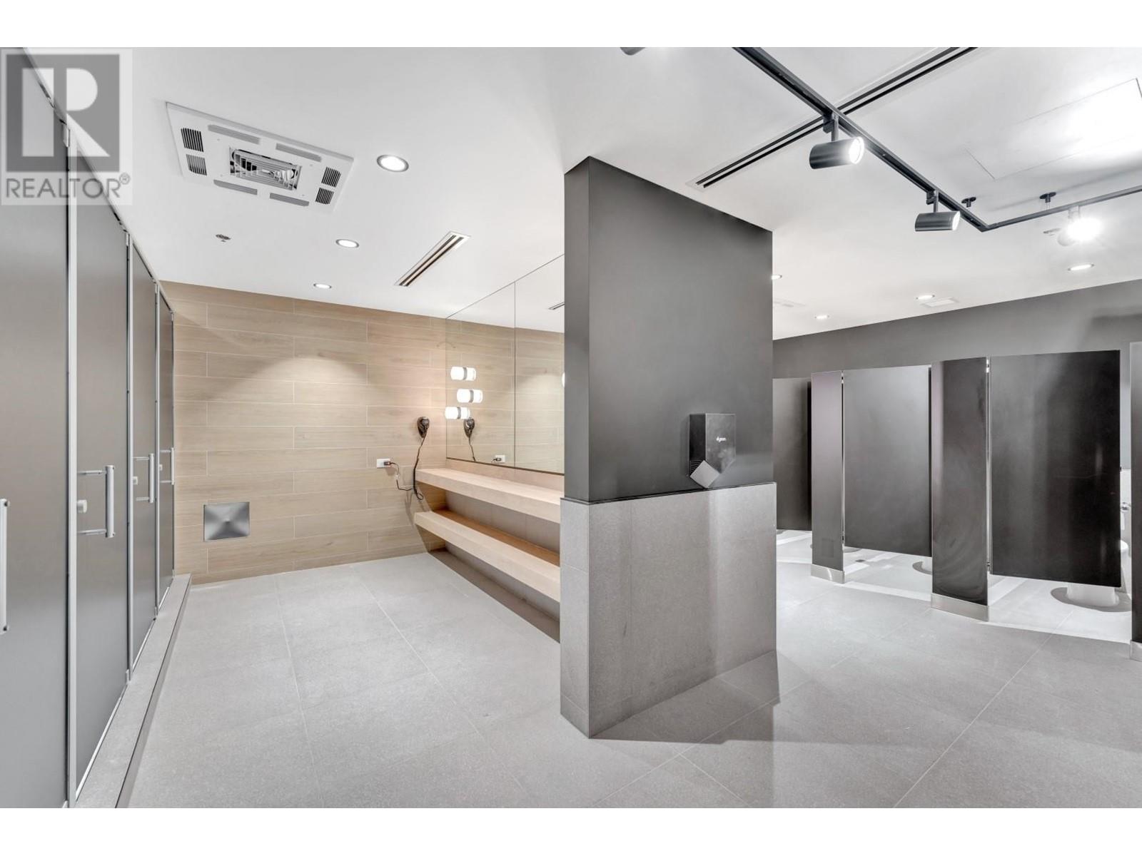 416 8188 Manitoba Street Property Photo 16