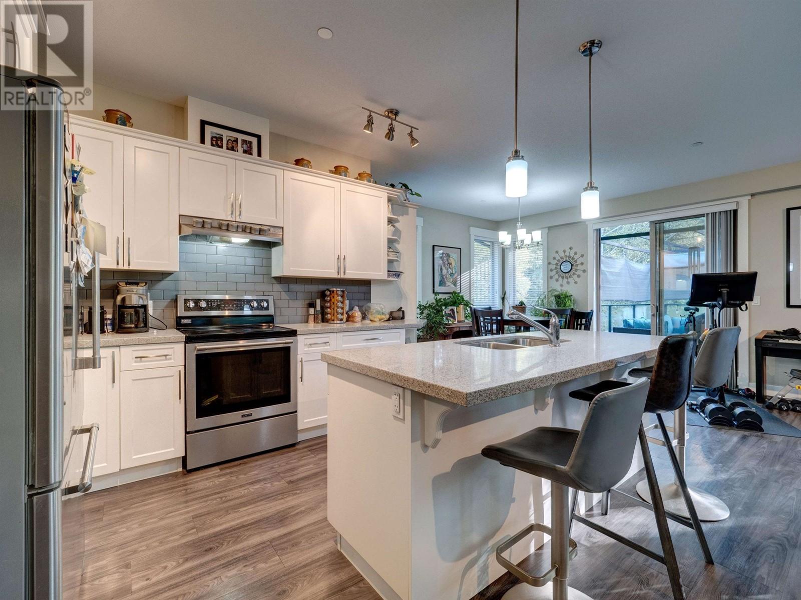1680 Field Road Property Photo 10
