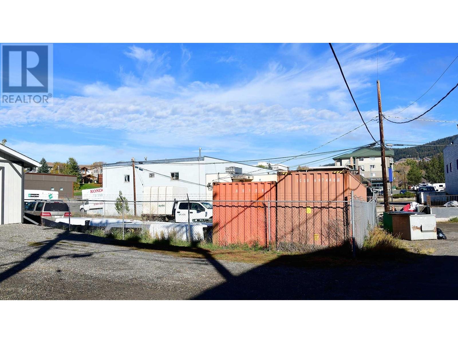 665 Oliver Street Property Photo 14