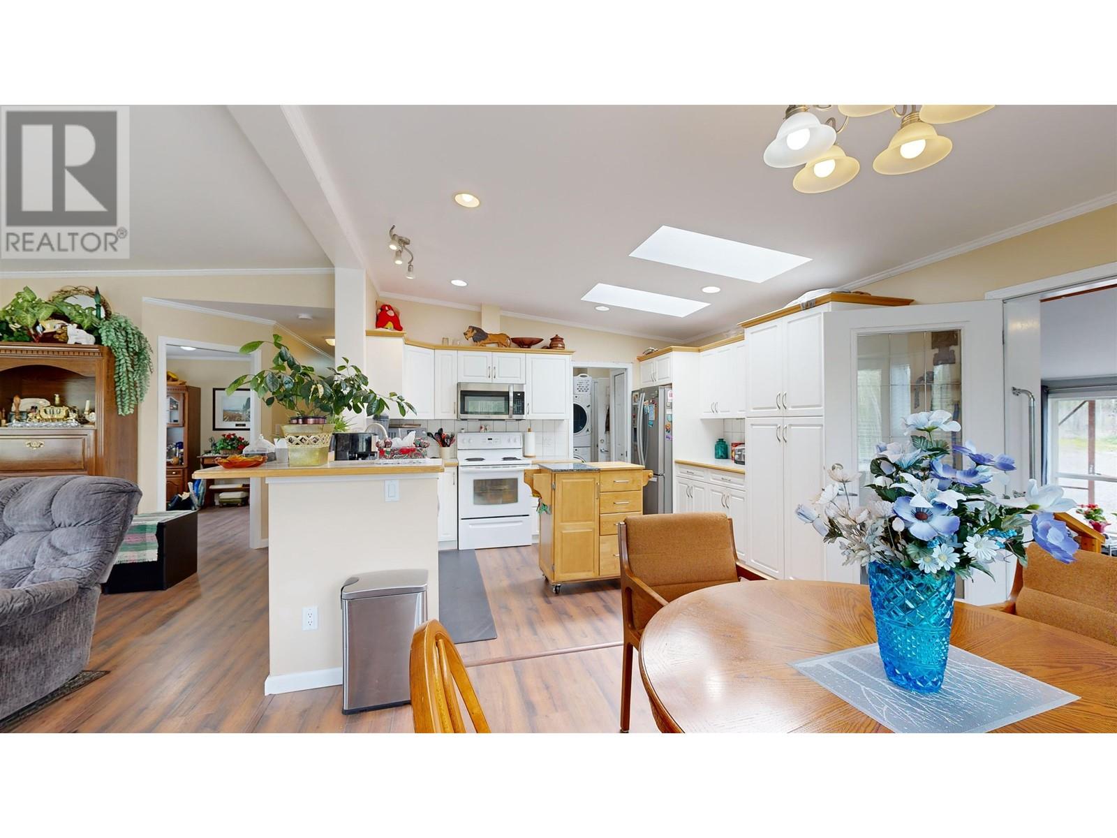 7028 N Netherland Road Property Photo 23