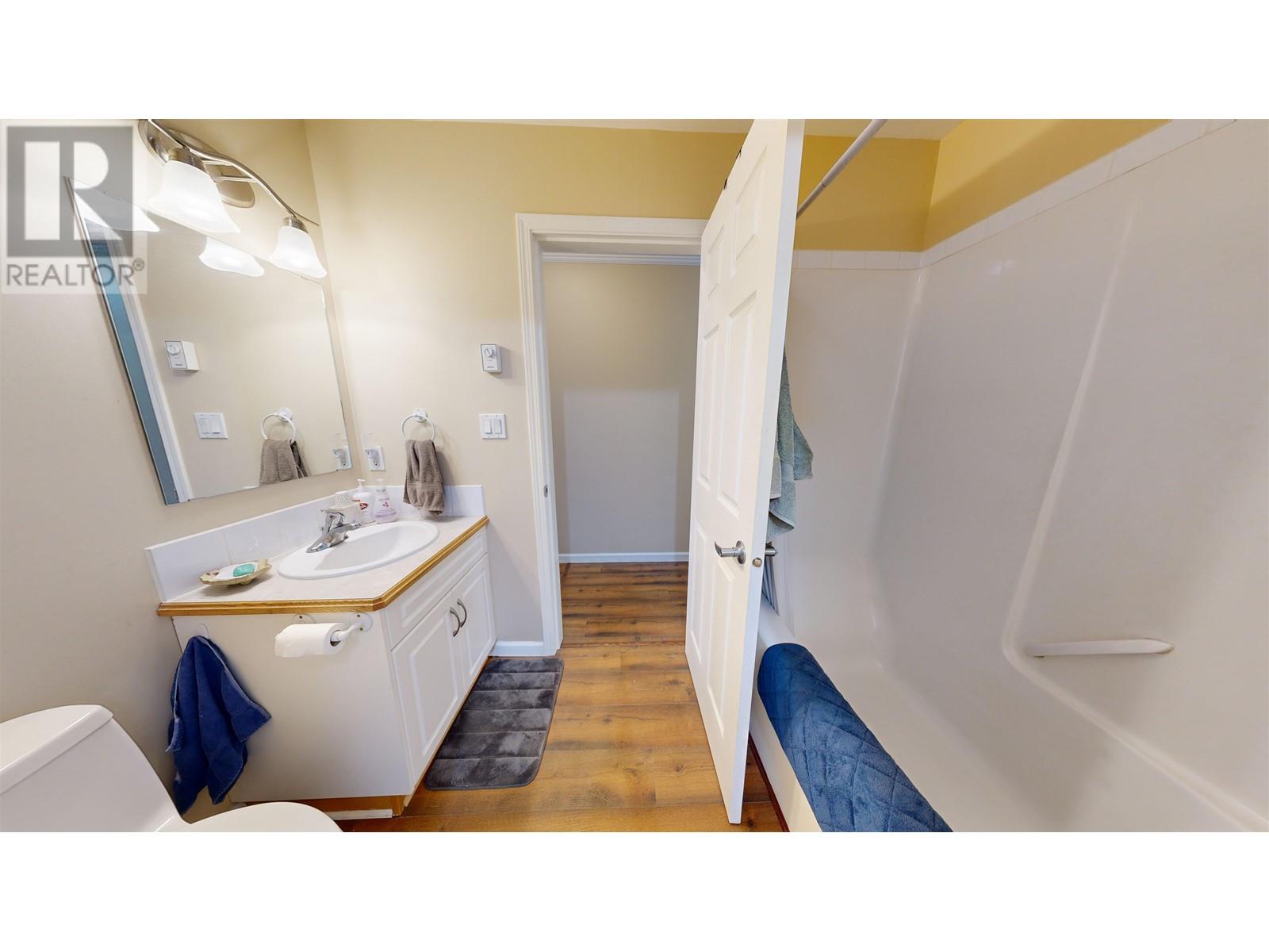 7028 N Netherland Road Property Photo 33