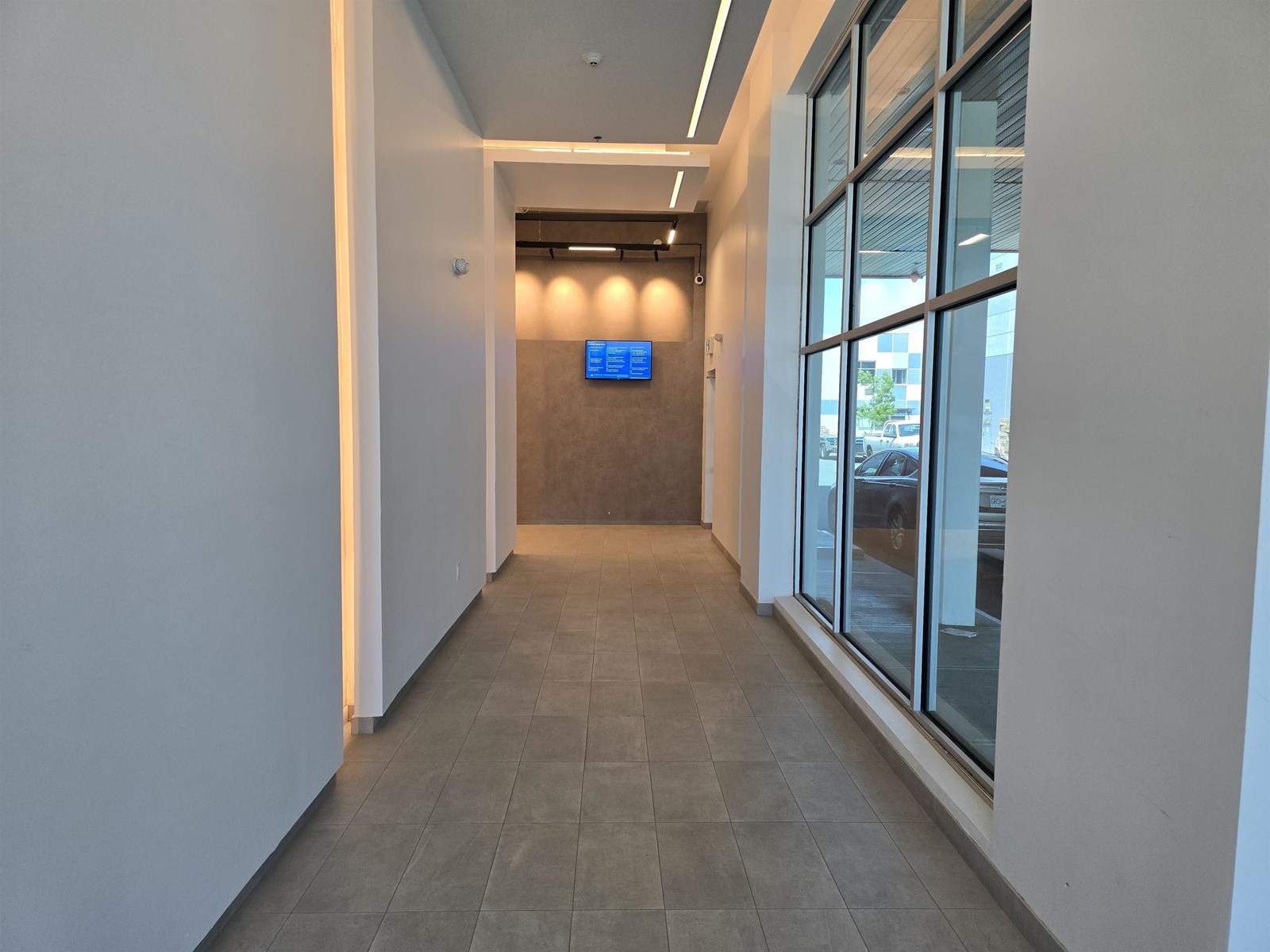 315 15315 66 Avenue Property Photo 4