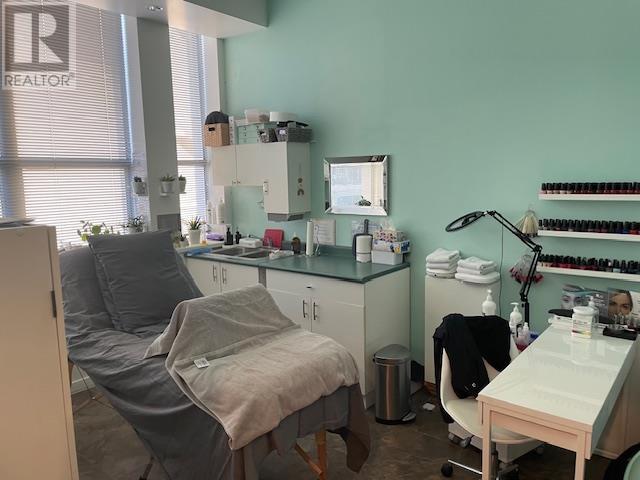 212 2233 Burrard Street Property Photo 4