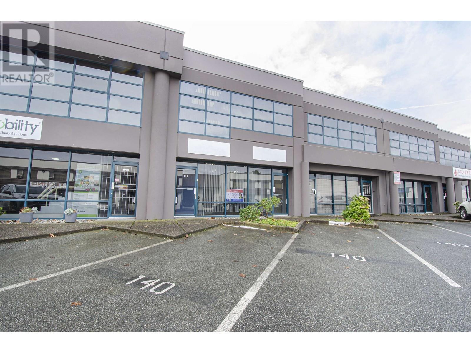 140 3751 Jacombs Road Property Photo 1