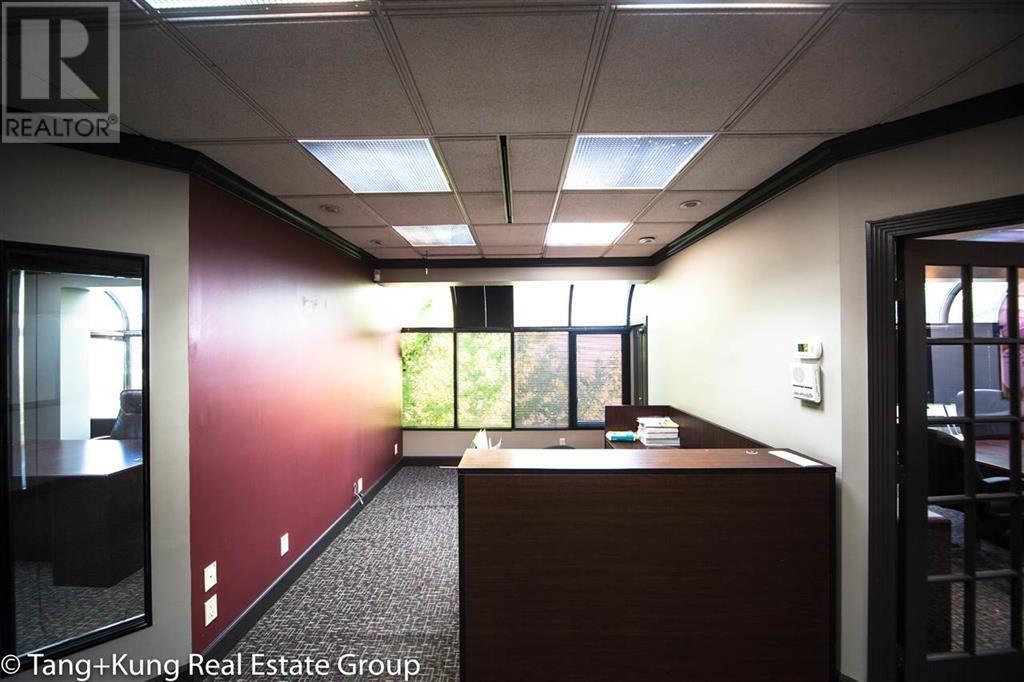 100 6660 Graybar Road Property Photo 4