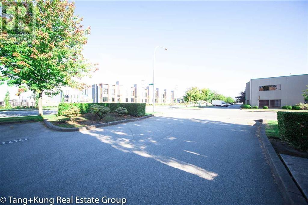 100 6660 Graybar Road Property Photo 18