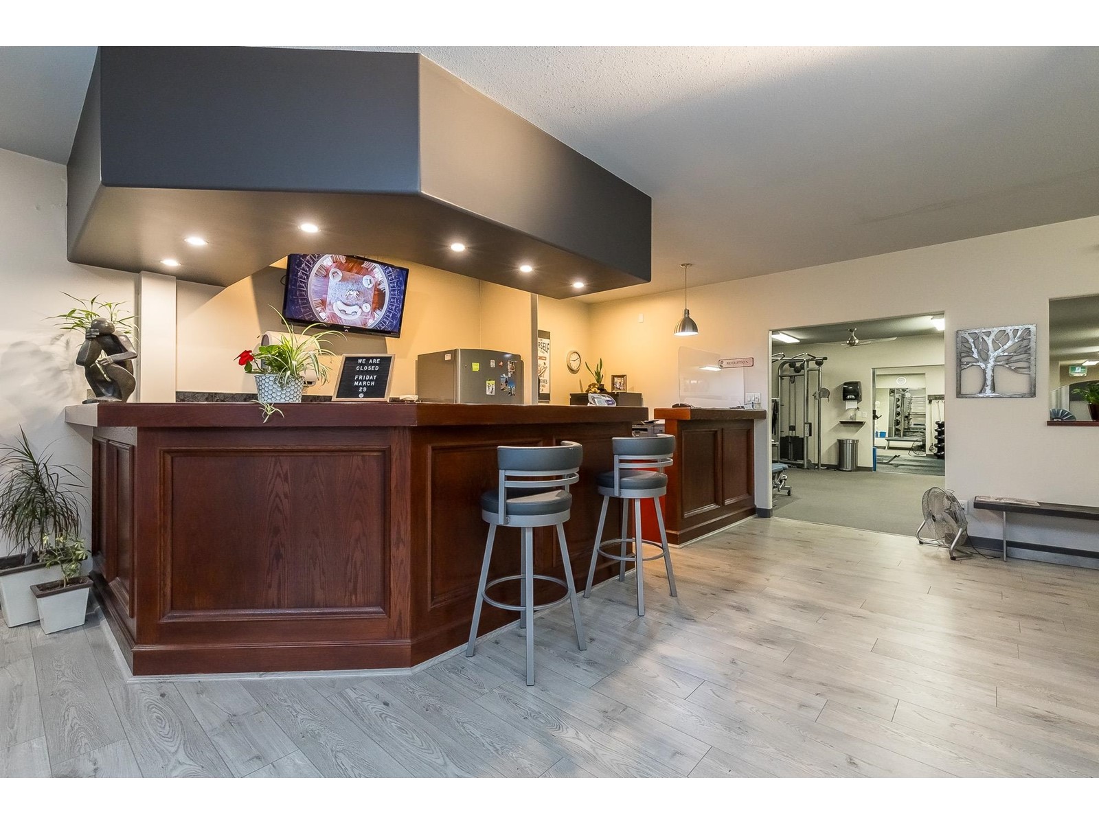 33725 Essendene Avenue Property Photo 8