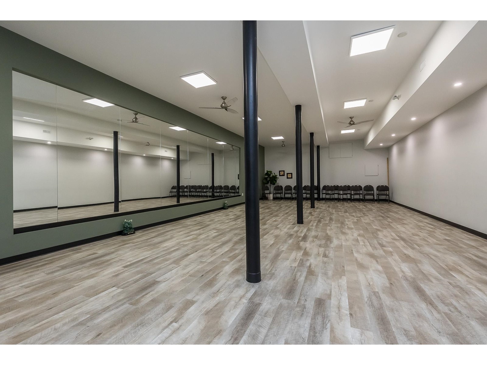 33725 Essendene Avenue Property Photo 27