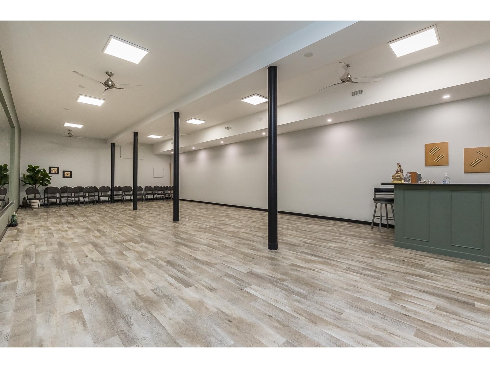 33725 Essendene Avenue Property Photo 28