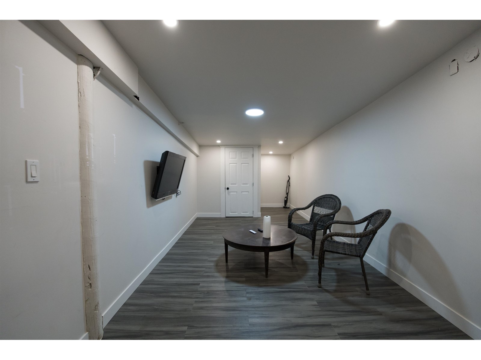 31695 South Fraser Way Property Photo 11