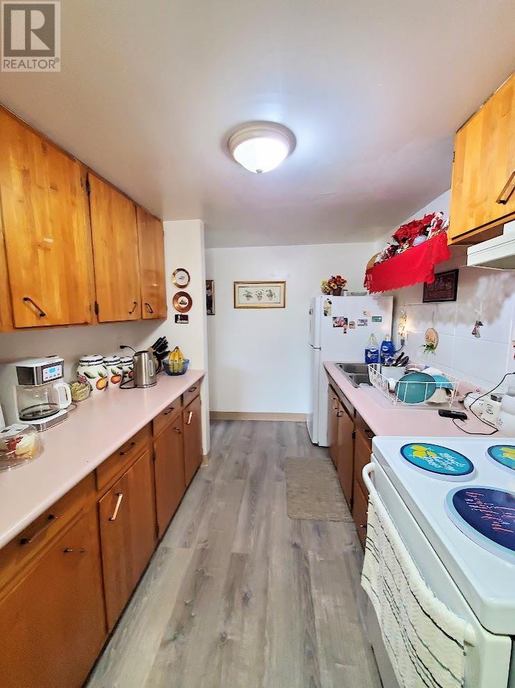 1595 Ingledew Street Property Photo 6
