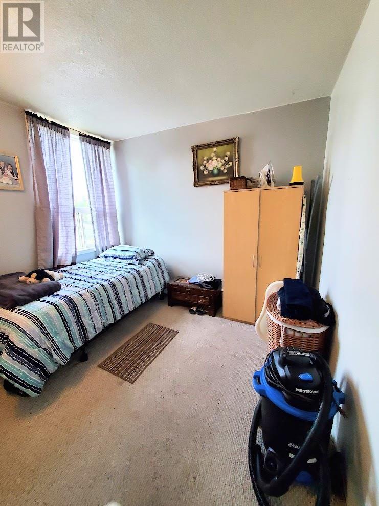 1595 Ingledew Street Property Photo 15
