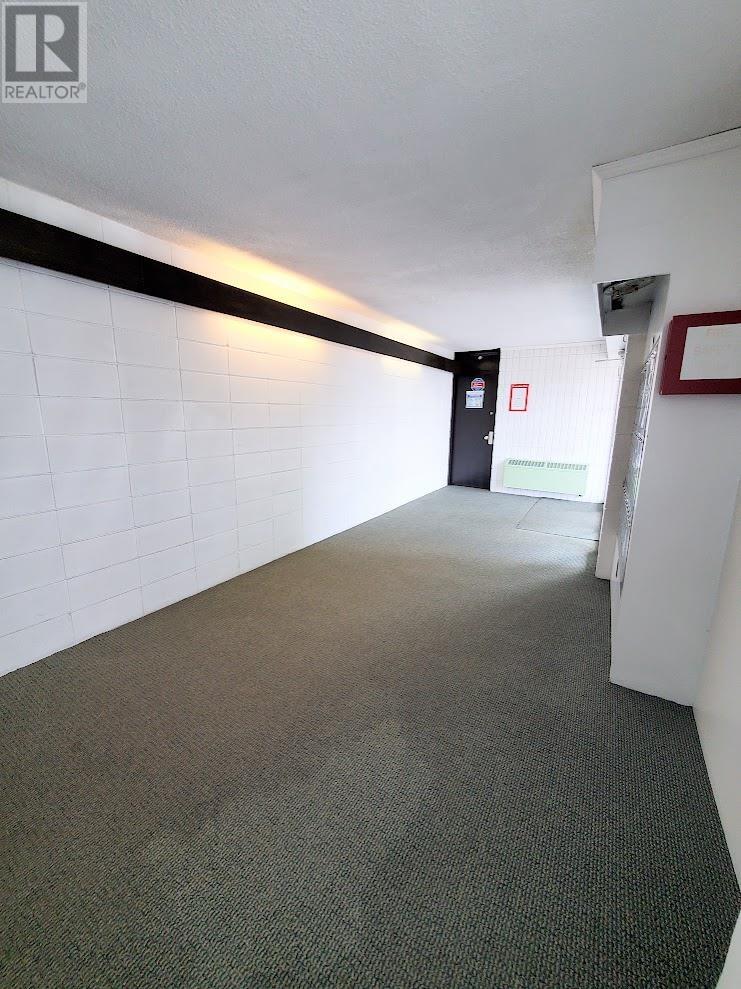 1595 Ingledew Street Property Photo 21