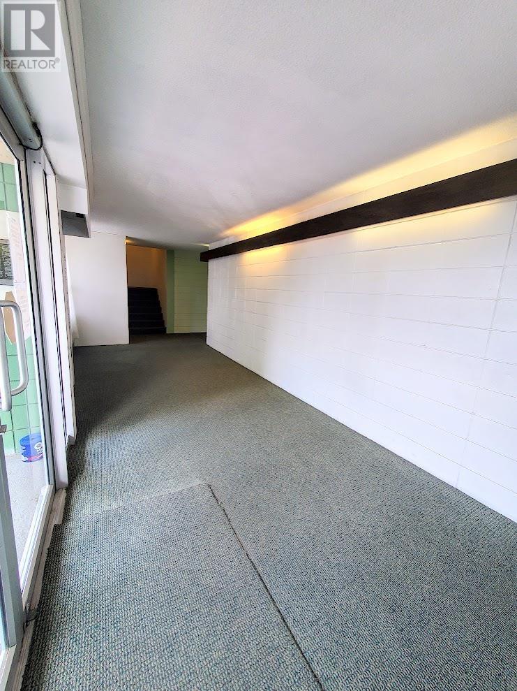 1595 Ingledew Street Property Photo 22