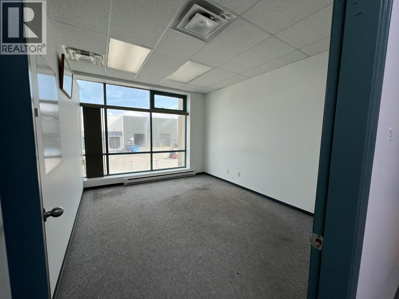 3148 & 3153 20800 Westminster Highway Property Photo 12