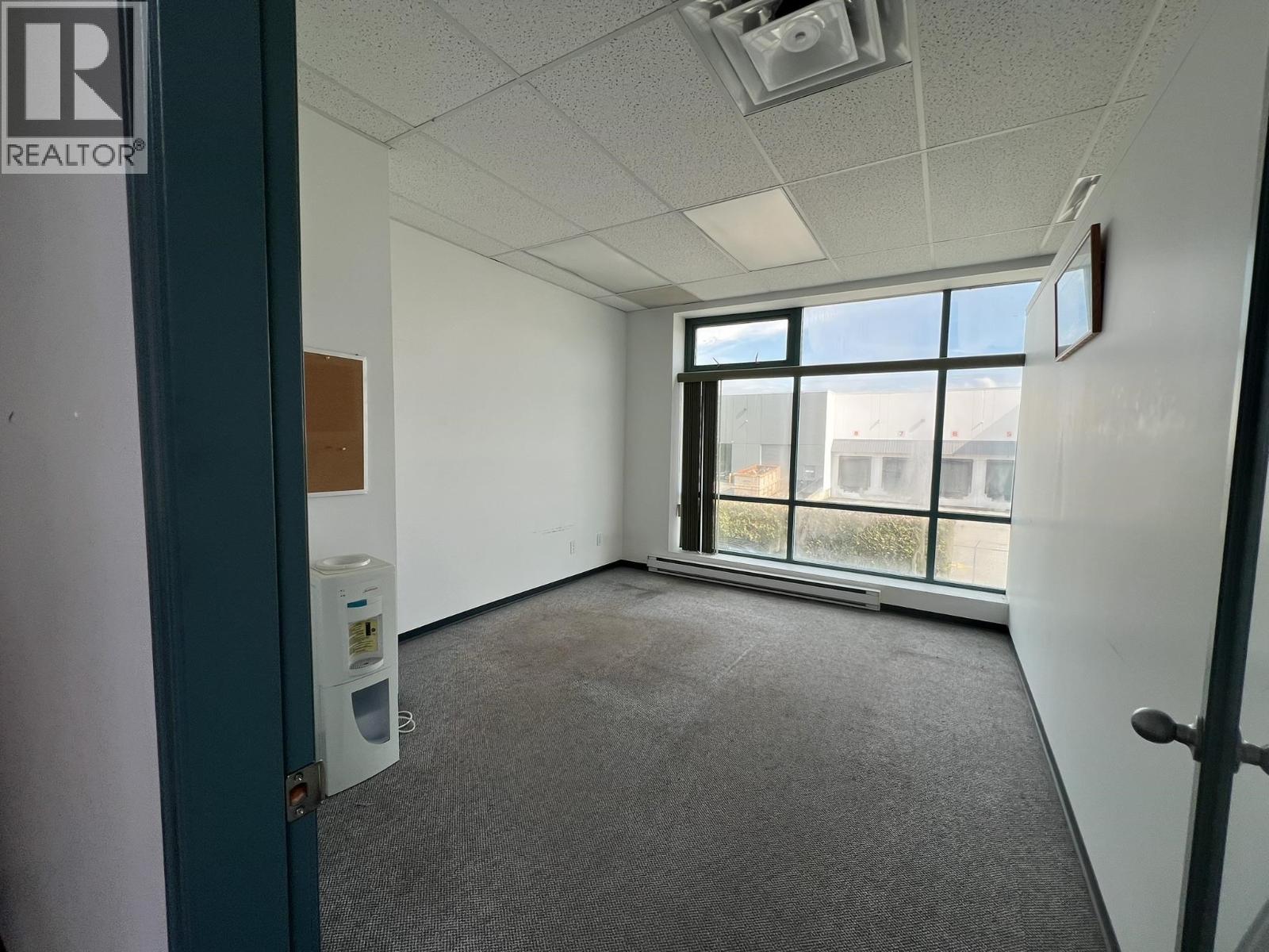 3148 & 3153 20800 Westminster Highway Property Photo 13