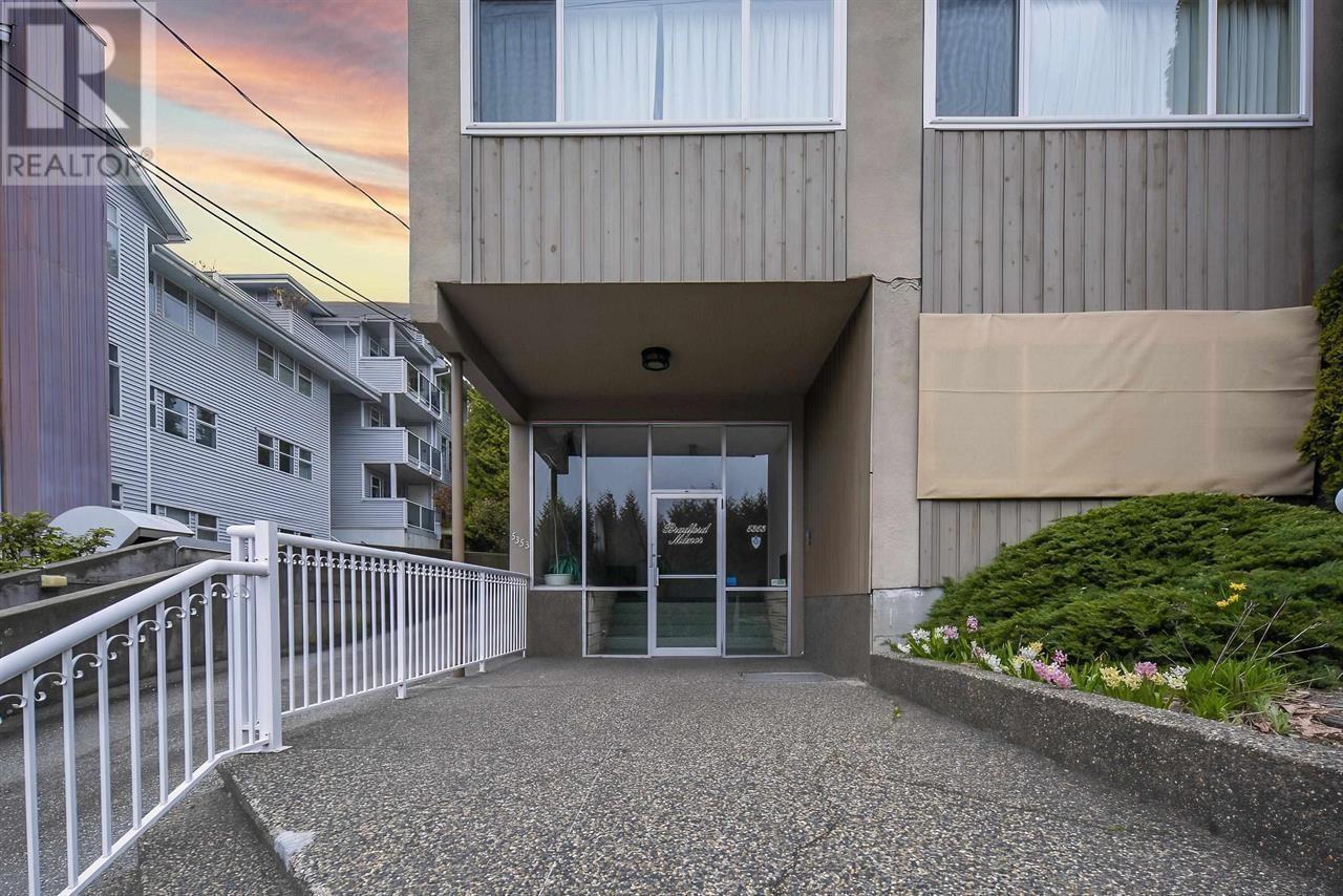 5353 Hastings Street Property Photo 1