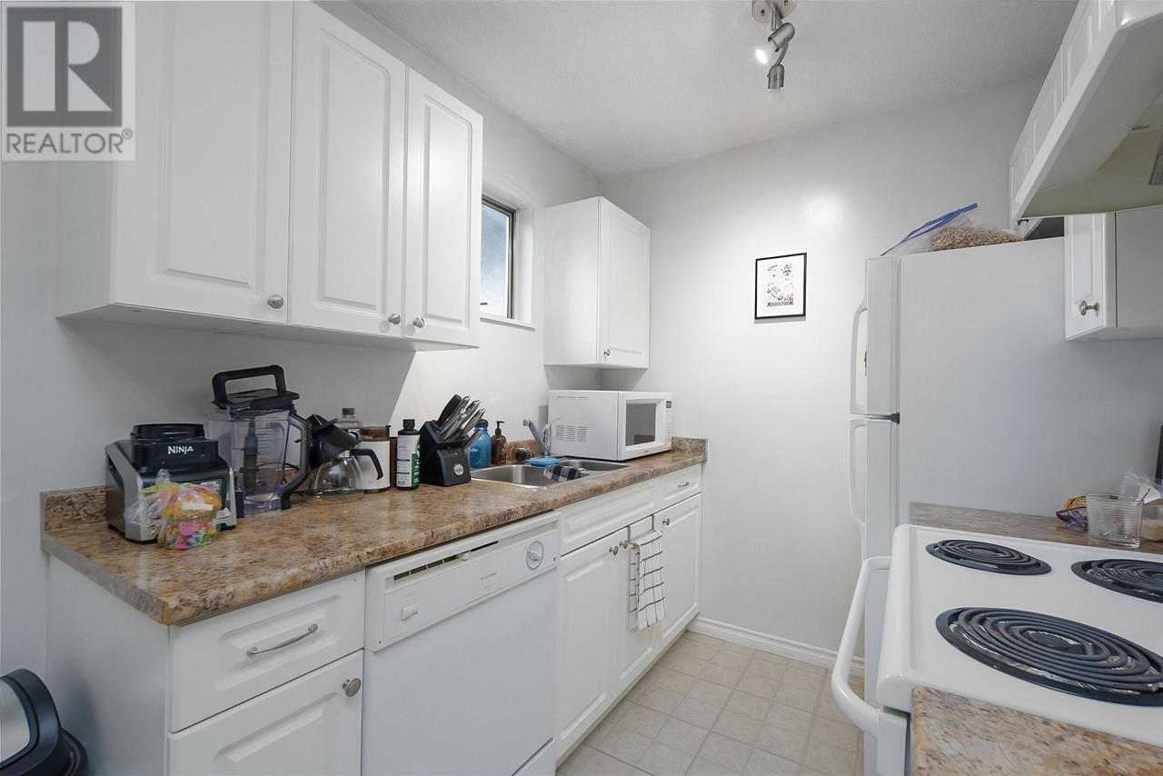 5353 Hastings Street Property Photo 28