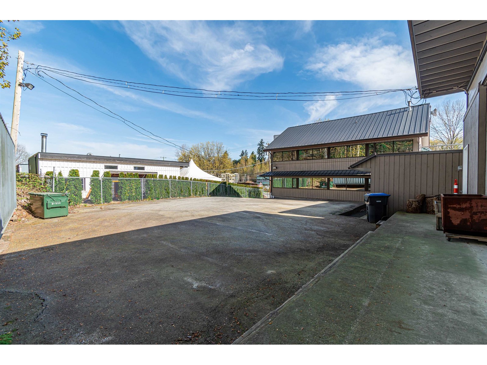 B 2265 W Railway Street Property Photo 11