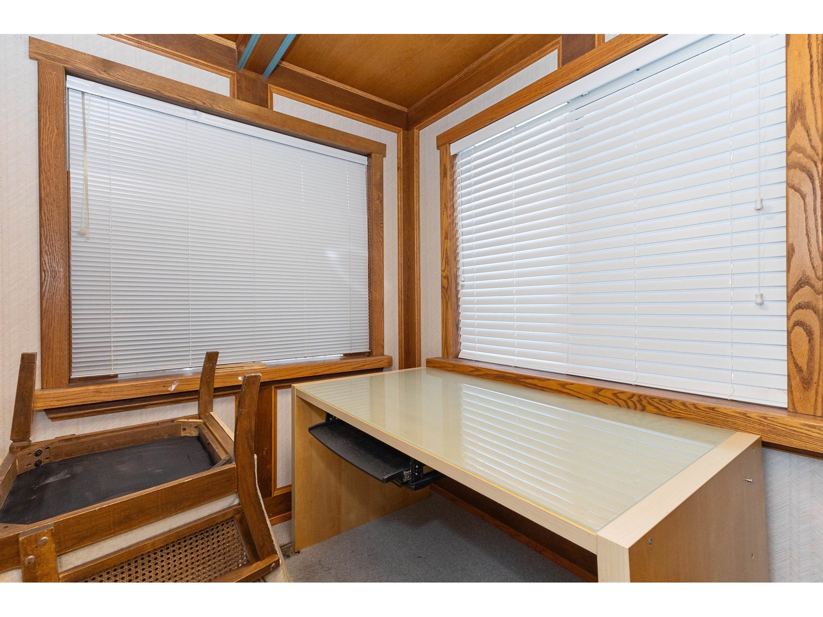 B 2265 W Railway Street Property Photo 19