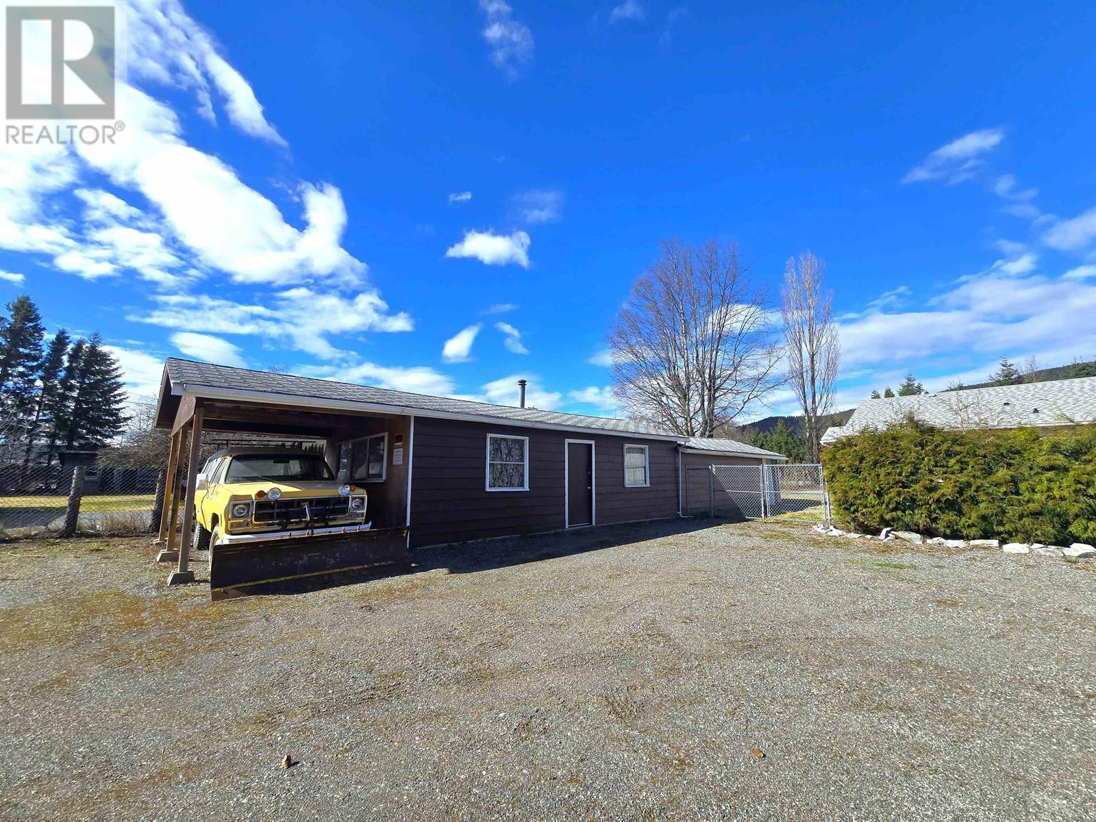 3330 River Drive Property Photo 7