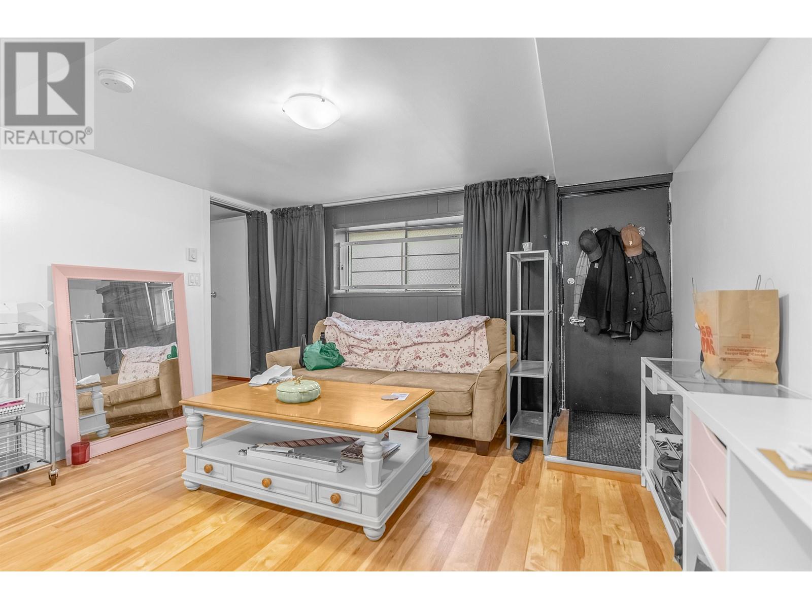 610 Salsbury Drive Property Photo 17