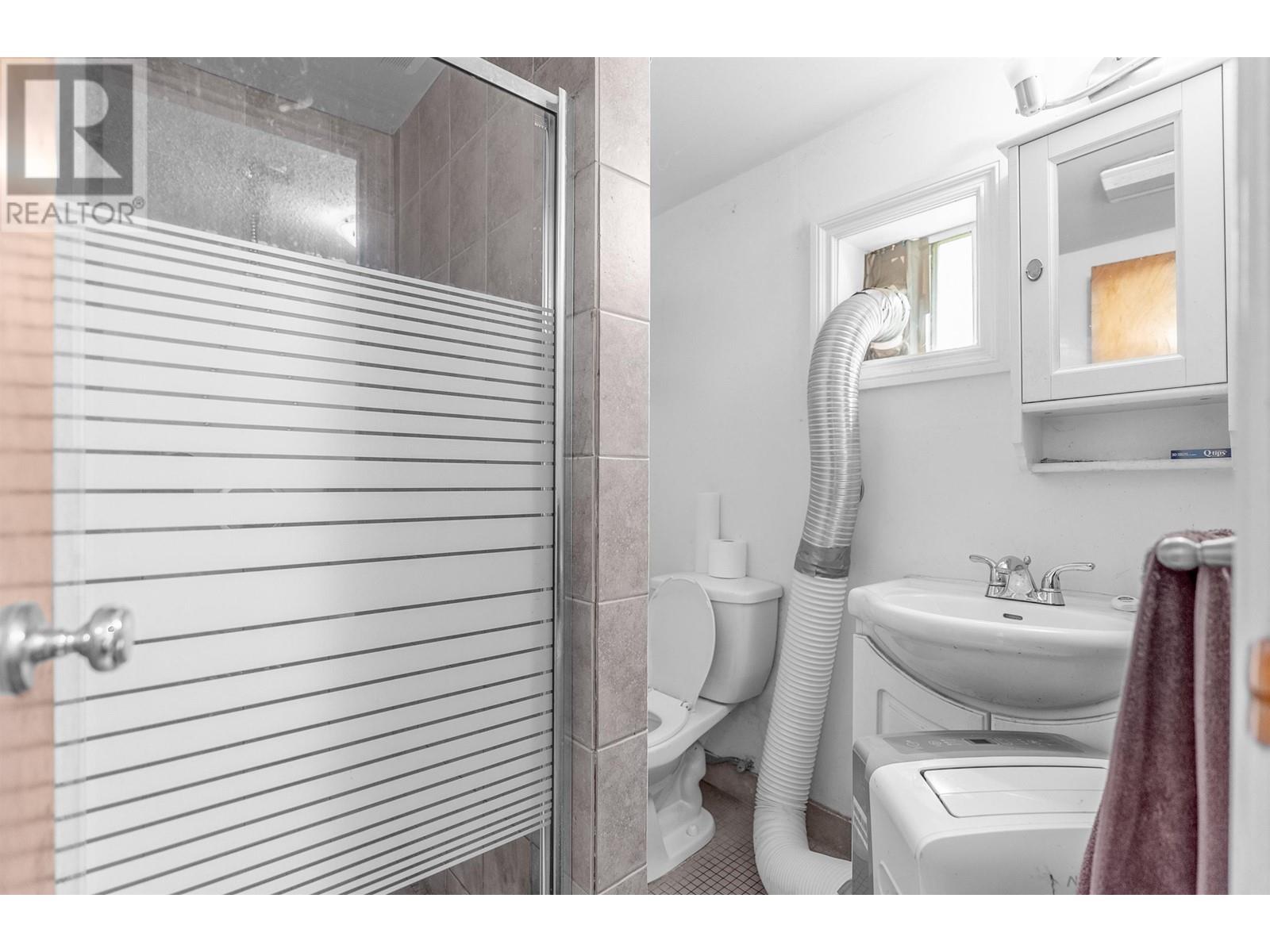 610 Salsbury Drive Property Photo 21