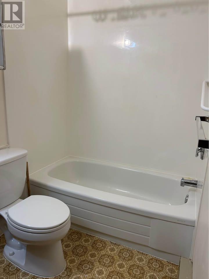 3030 Mcgill Crescent Property Photo 6