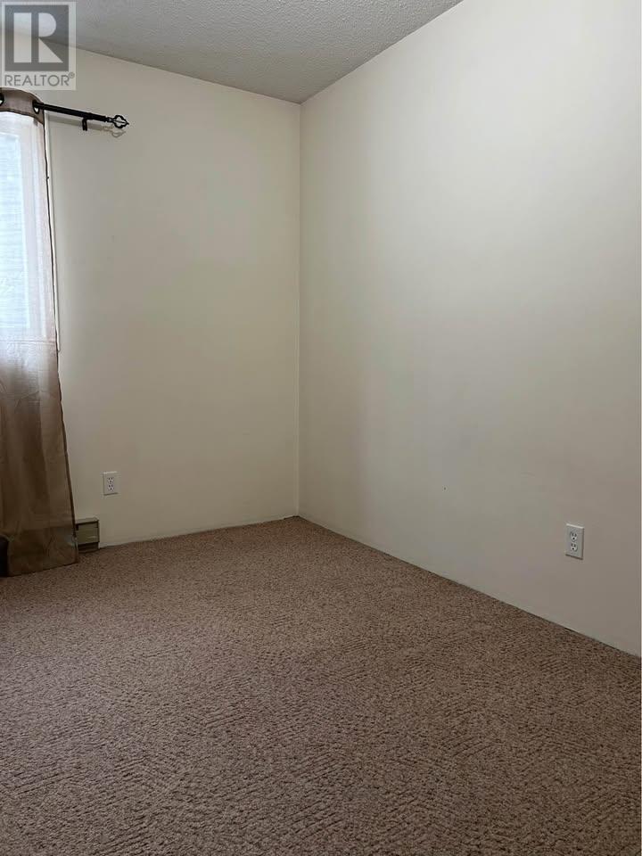 3030 Mcgill Crescent Property Photo 9