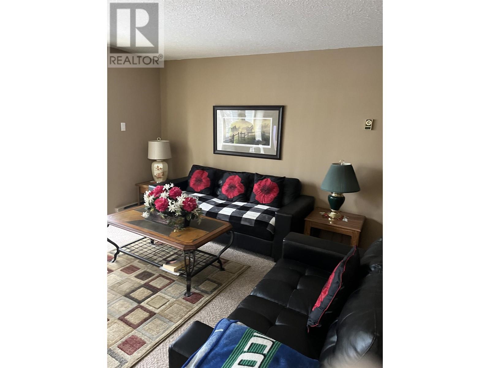 3030 Mcgill Crescent Property Photo 16