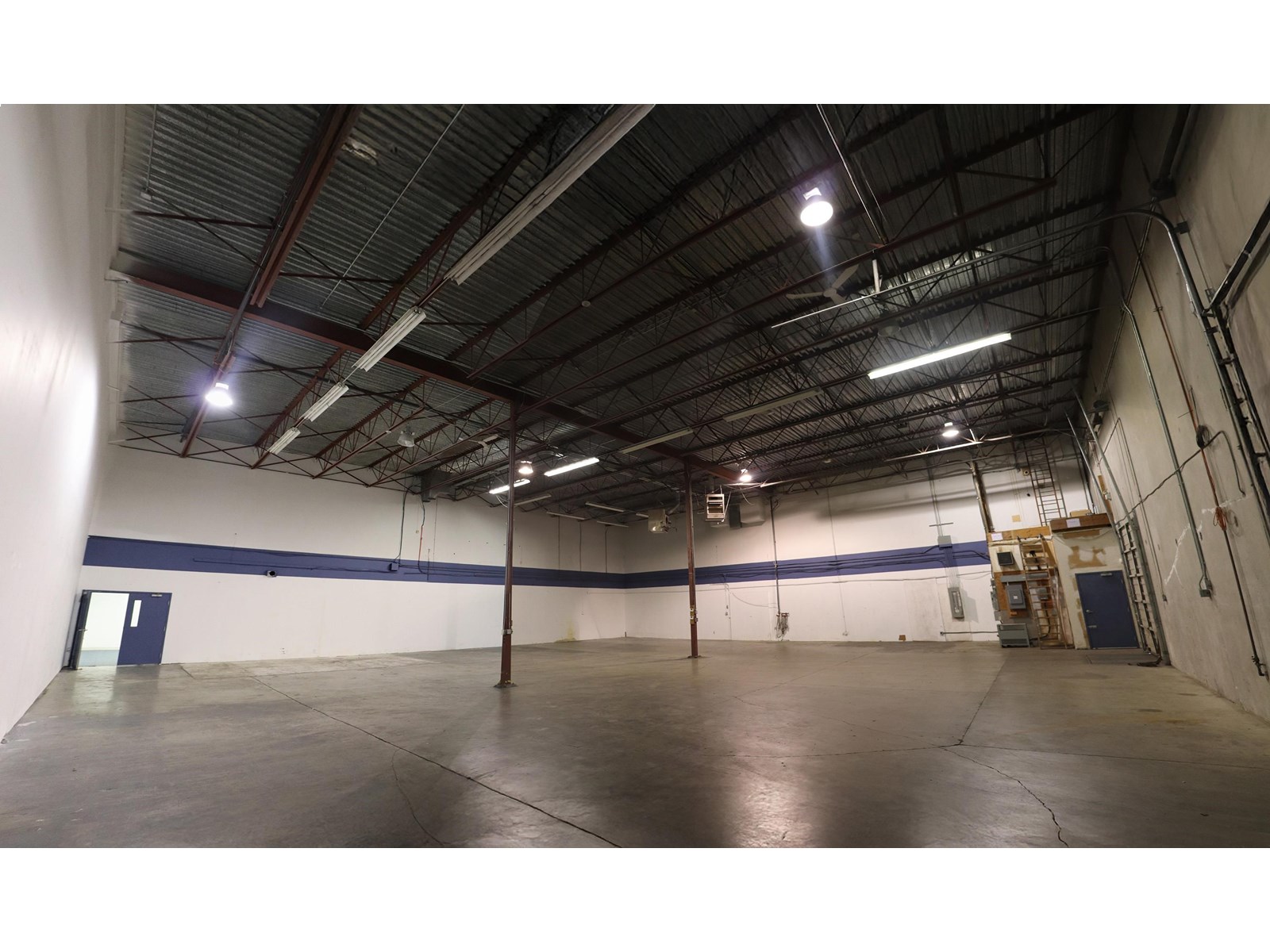 102 6554 176 Street Property Photo 6