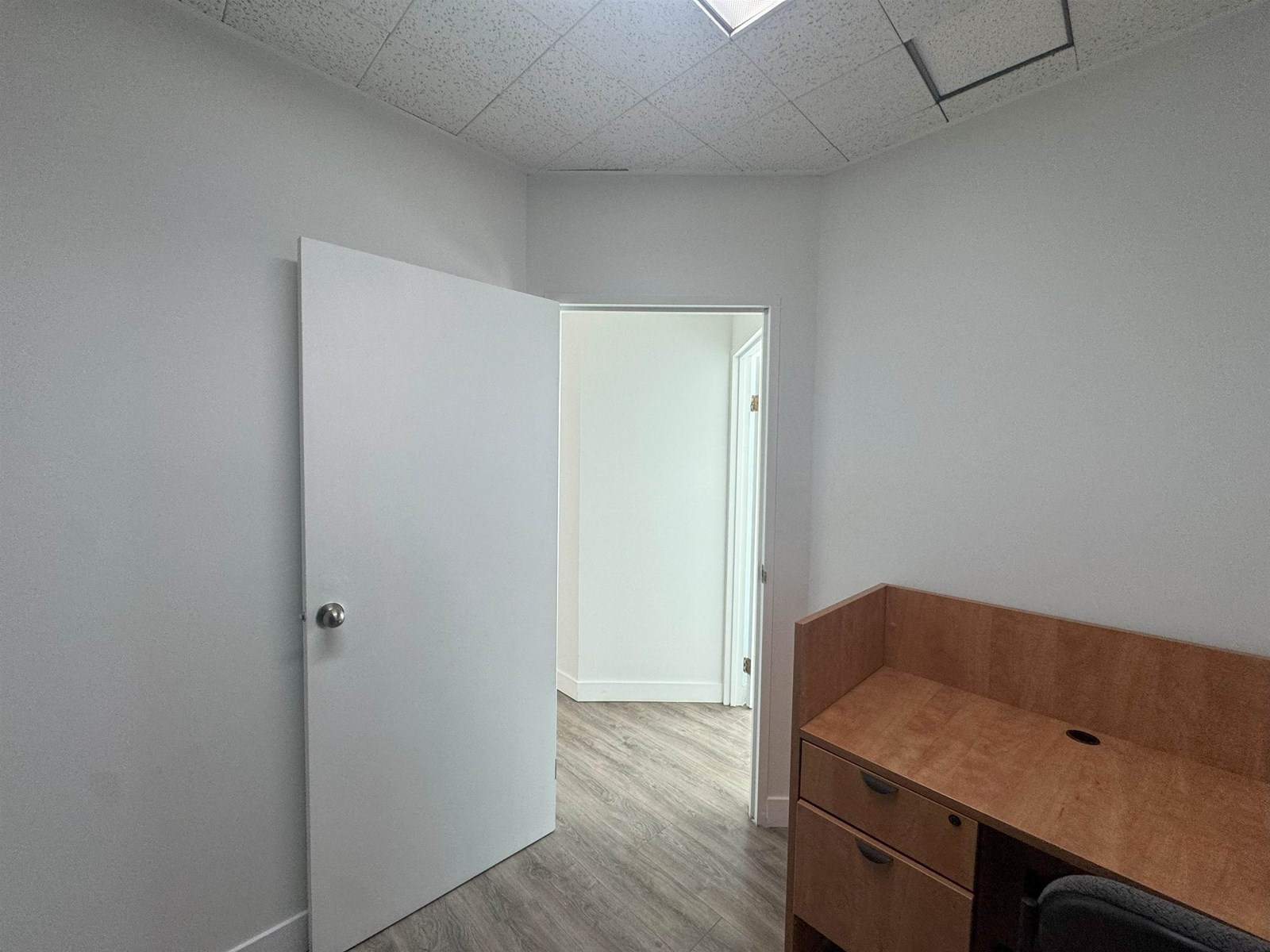 205 8035 120 Street Property Photo 6